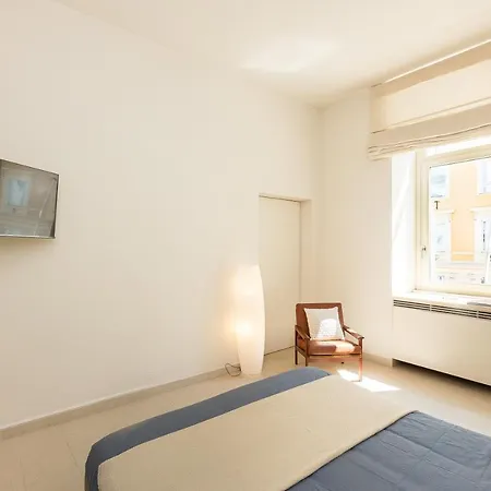 Lovely Cozy Nazionale 4 Appartement *